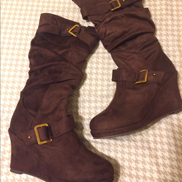 NWT. Forever Norita-68 Mid-Calf Slouch Wedge Boots. Size 7.5! - Picture 2 of 6